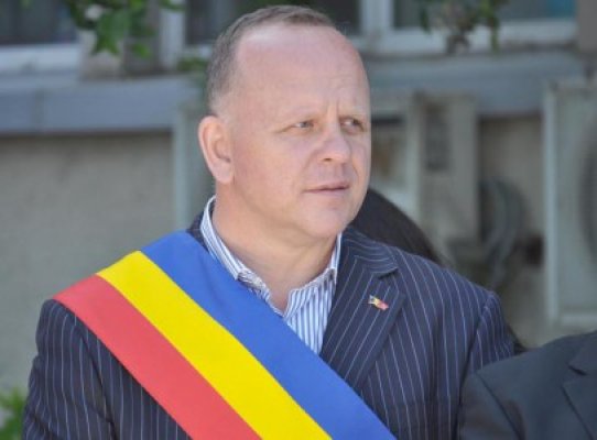 Reprezentant al PDL în secţia de votare de la Agigea, contestat la BEC